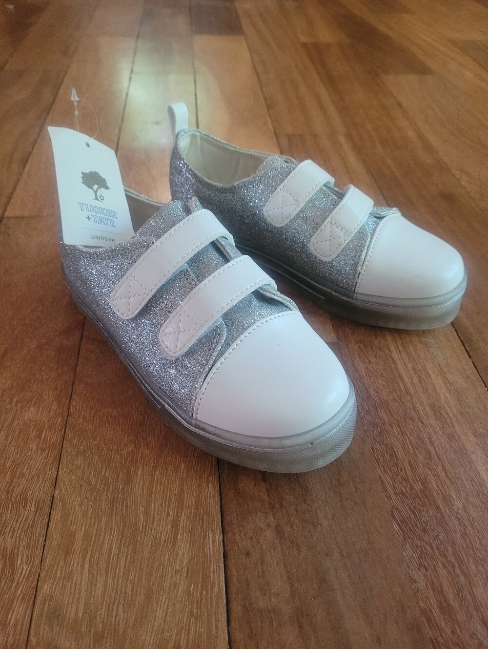 NWT Velco Size 12 Tucker And Tate Sparkly Sneakers With Flashing Soles